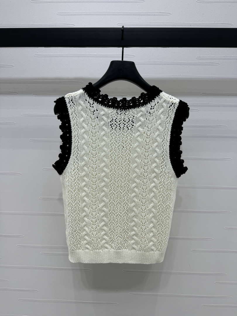 Chanel Women's Fashion Knitted T-shirt C81007