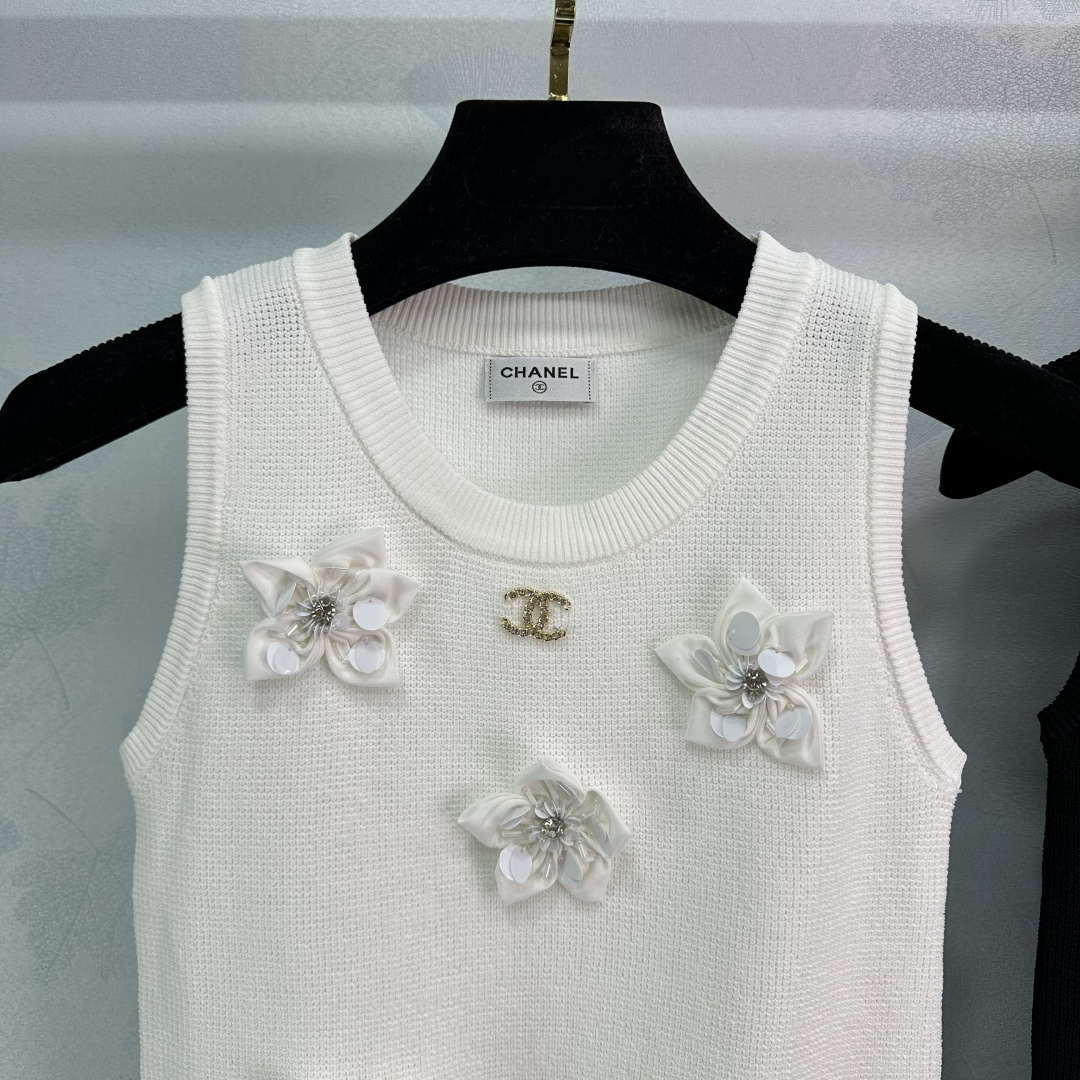 Chanel Women's Fashion Knitted T-shirt C81009