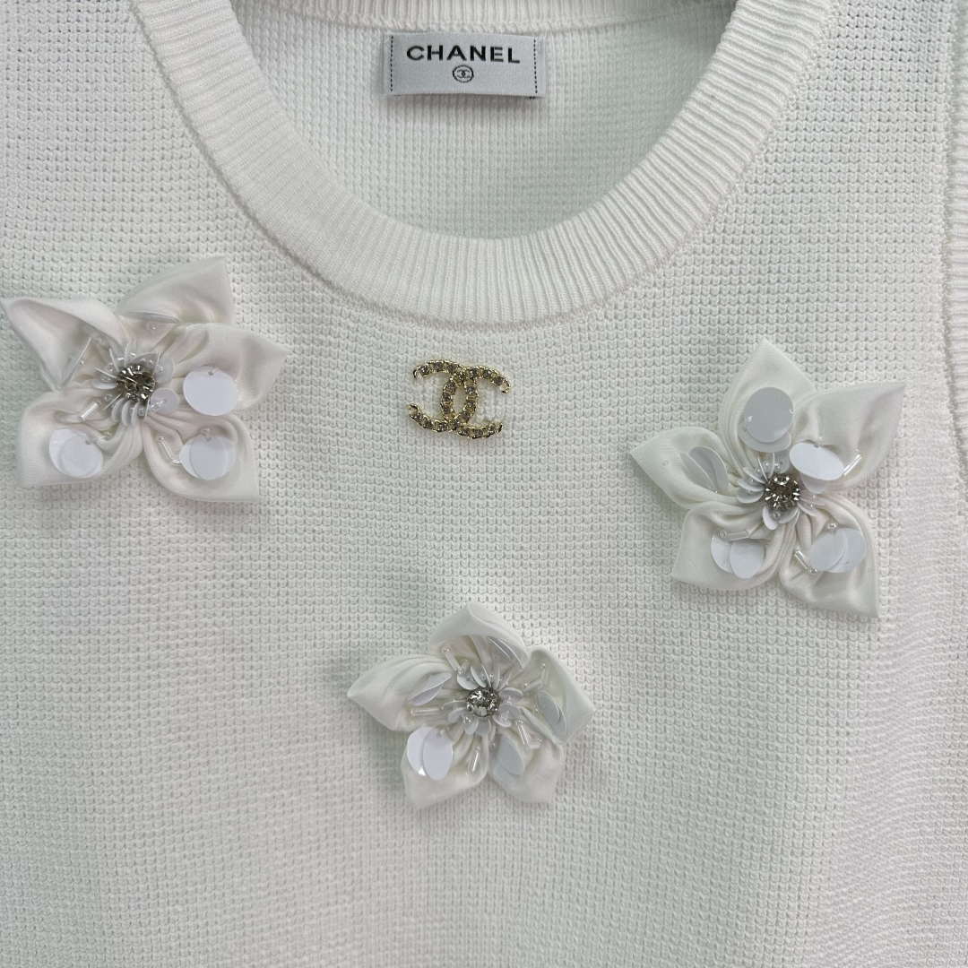 Chanel Women's Fashion Knitted T-shirt C81009