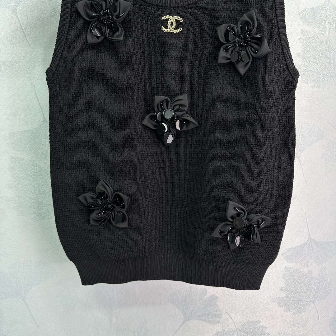 Chanel Women's Fashion Knitted T-shirt C81009