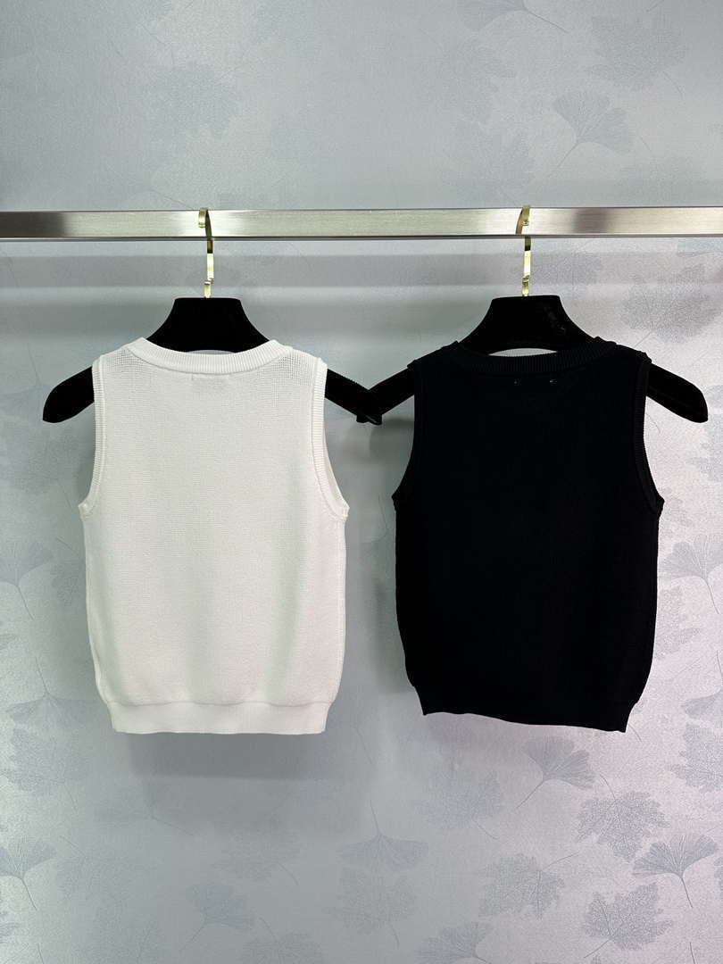 Chanel Women's Fashion Knitted T-shirt C81009
