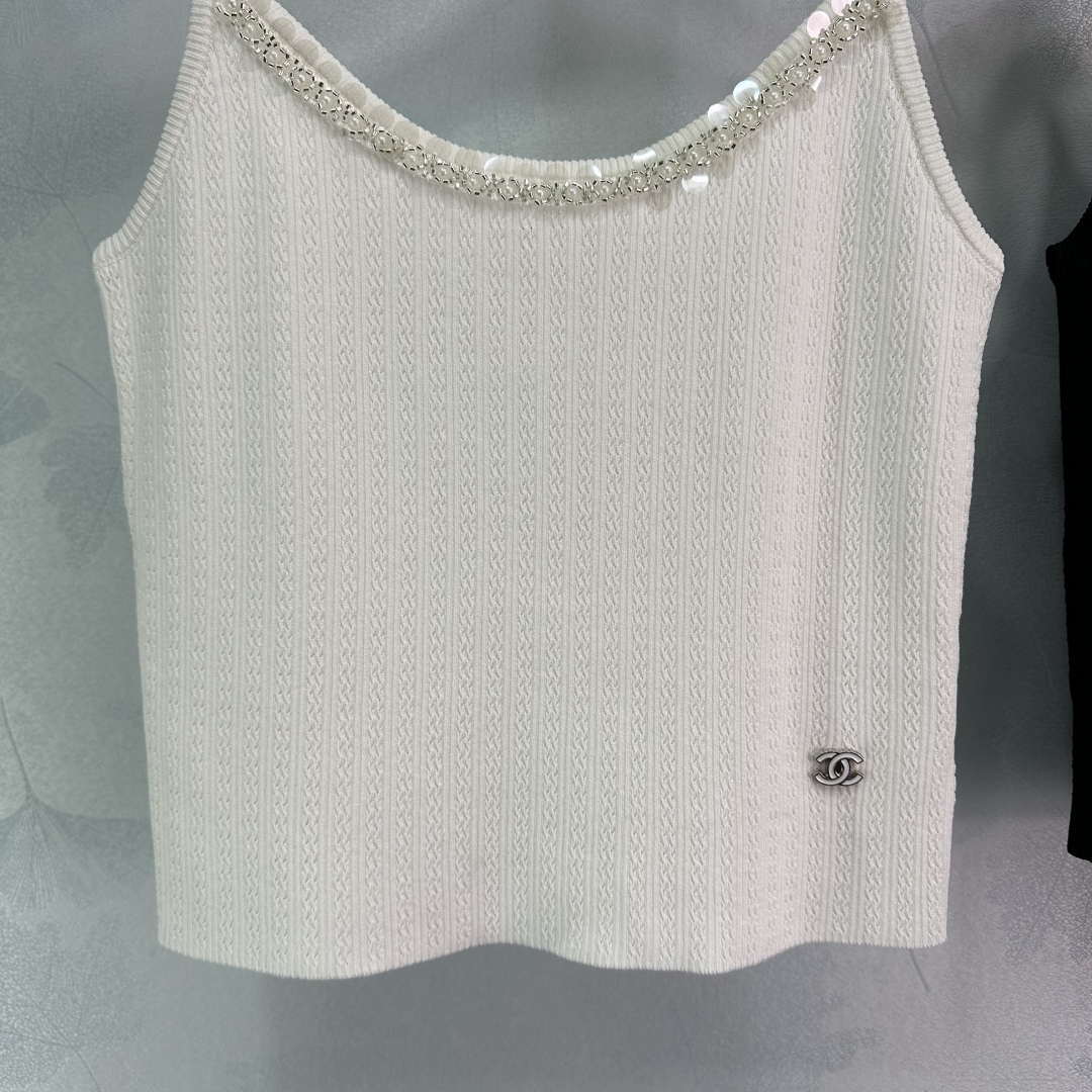 Chanel Women's Fashion Knitted T-shirt C81010