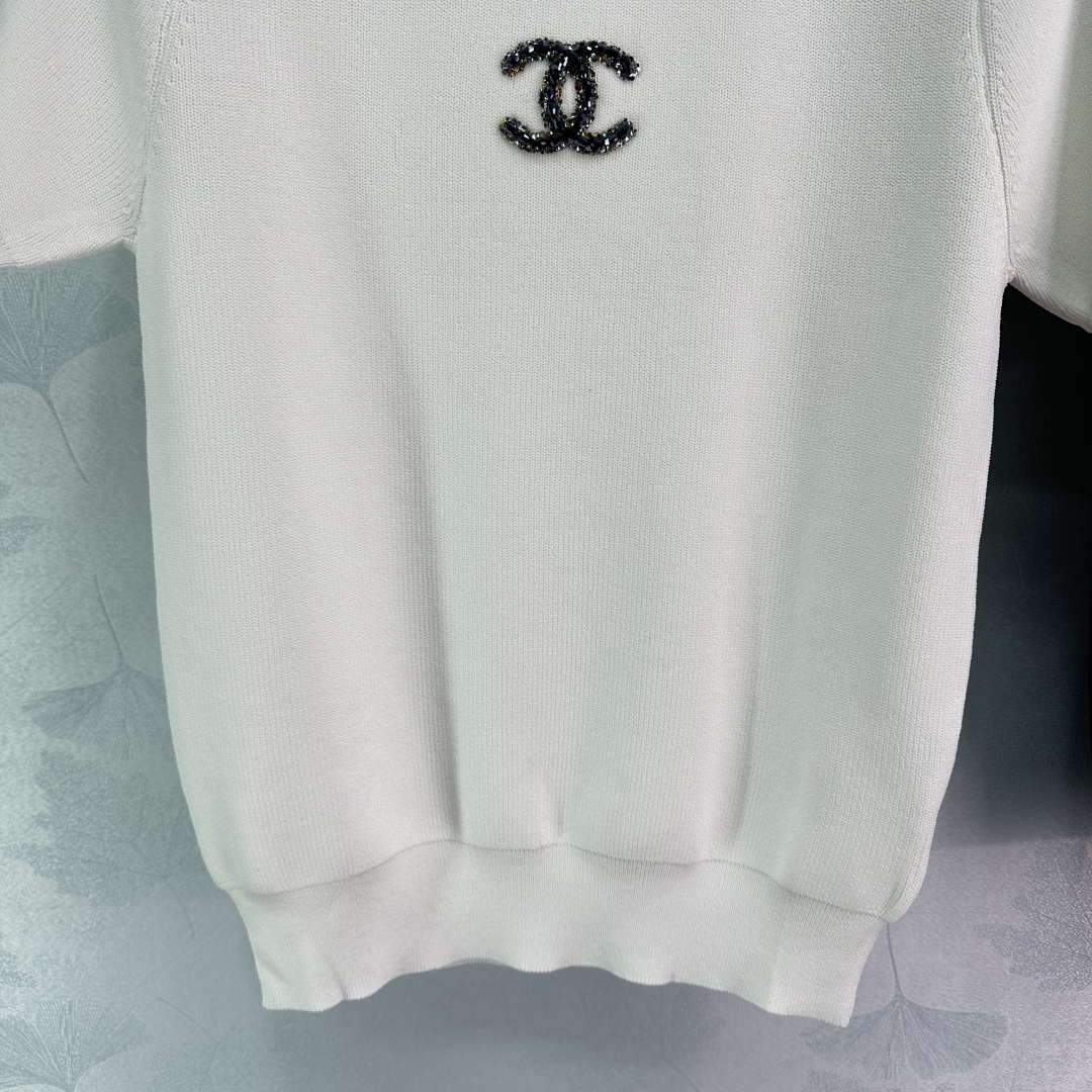 Chanel Women's Fashion Knitted T-shirt C81011