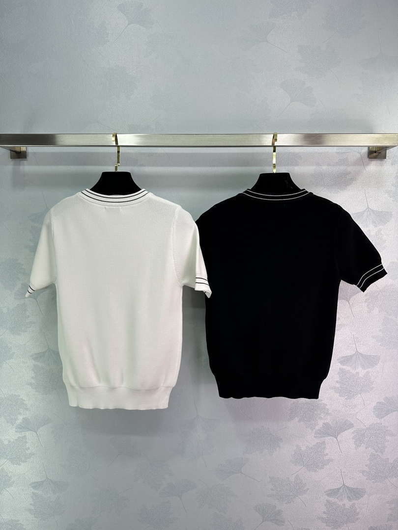 Chanel Women's Fashion Knitted T-shirt C81011