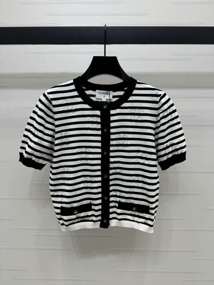 Chanel Women's Fashion Knitted T-shirt C81013