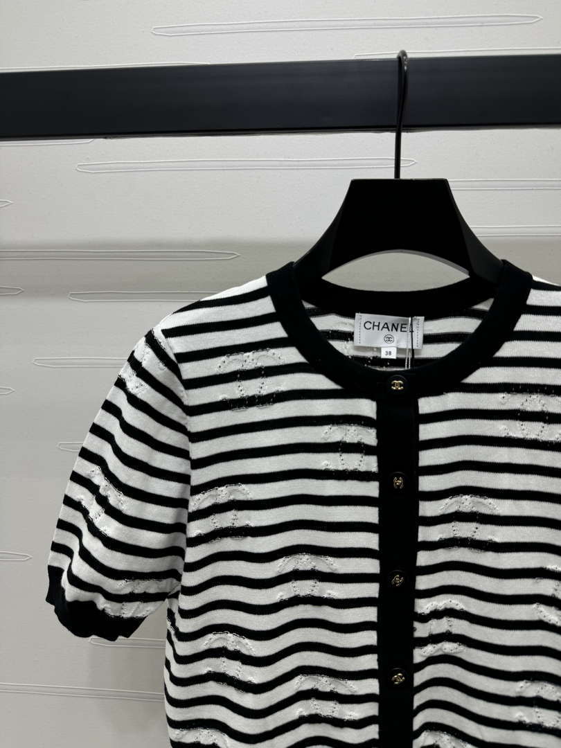 Chanel Women's Fashion Knitted T-shirt C81013