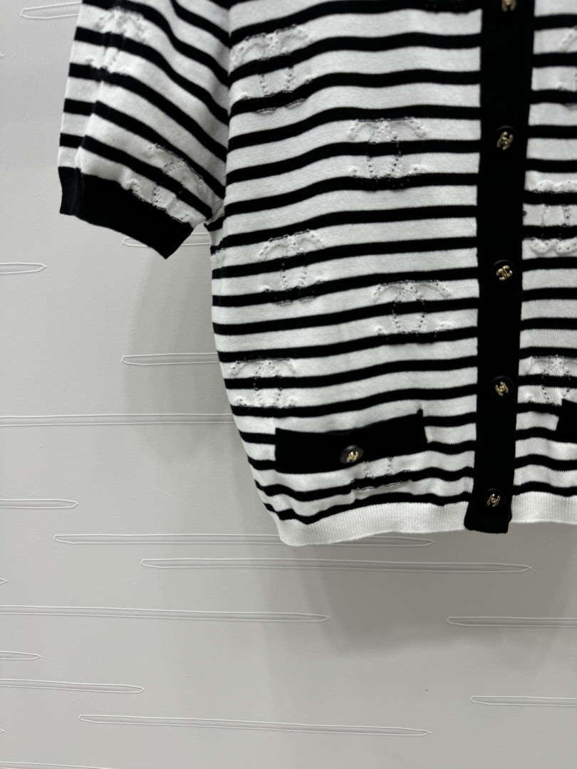 Chanel Women's Fashion Knitted T-shirt C81013