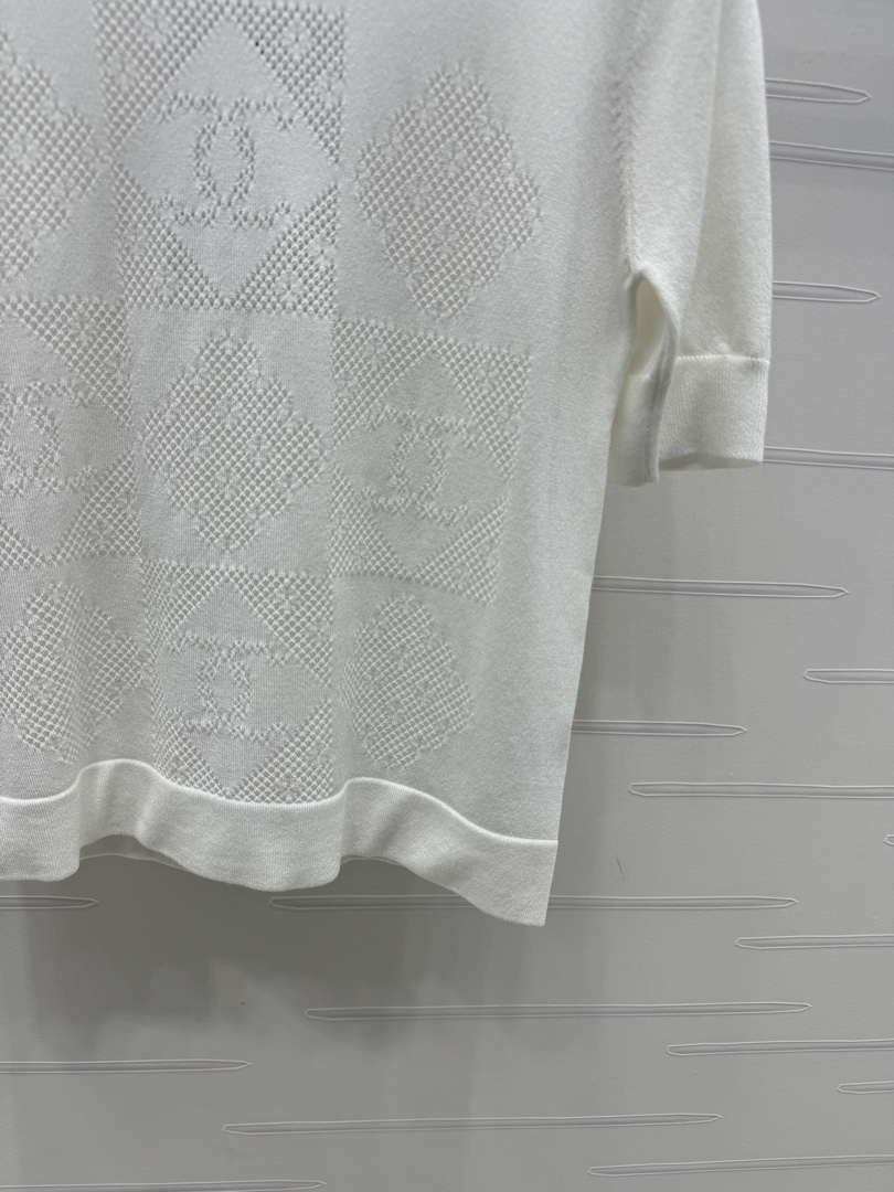 Chanel Women's Fashion Knitted T-shirt C81014