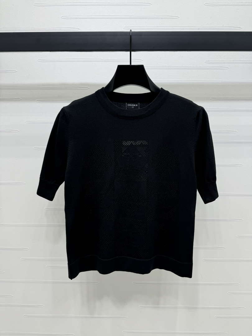 Chanel Women's Fashion Knitted T-shirt C81014