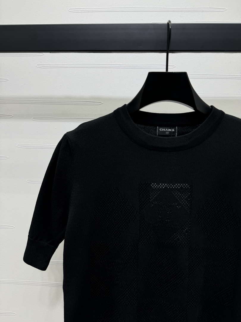 Chanel Women's Fashion Knitted T-shirt C81014