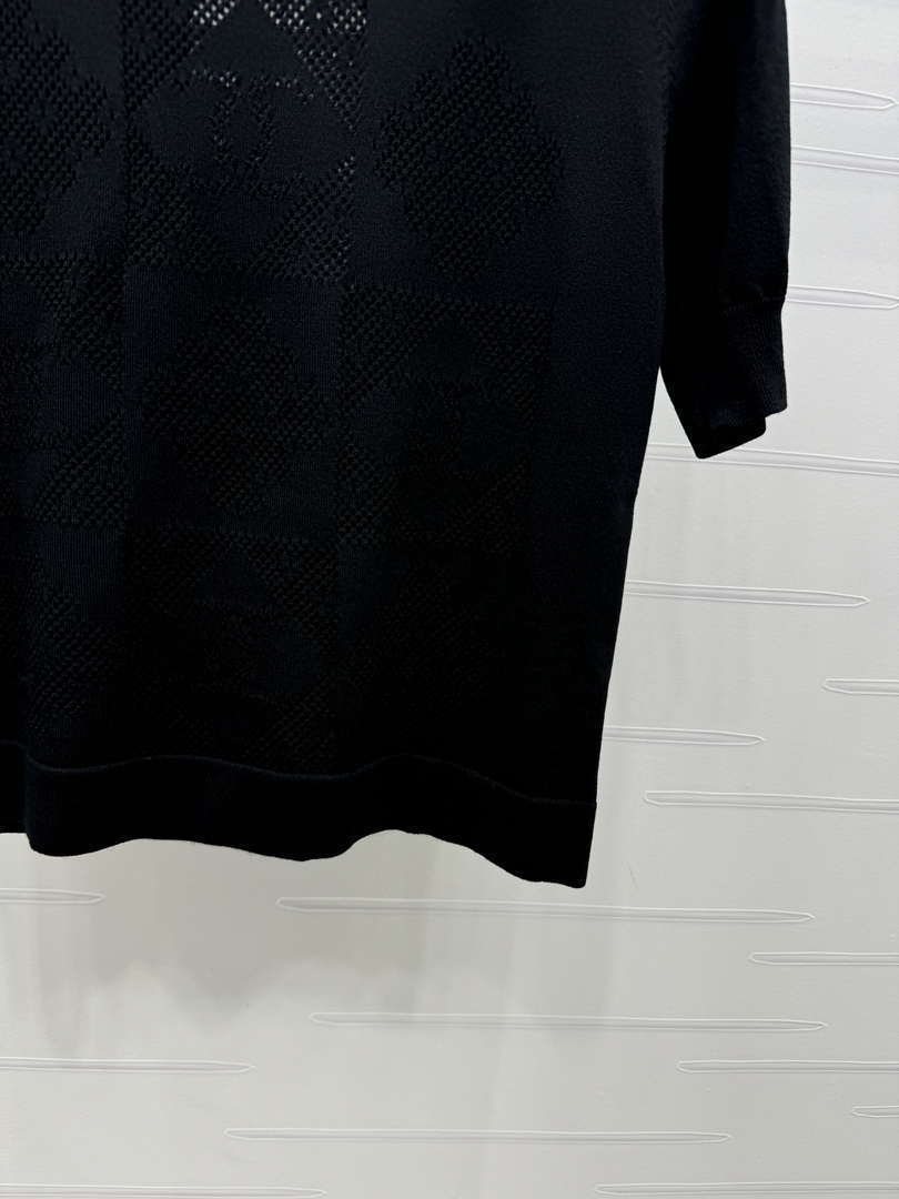 Chanel Women's Fashion Knitted T-shirt C81014