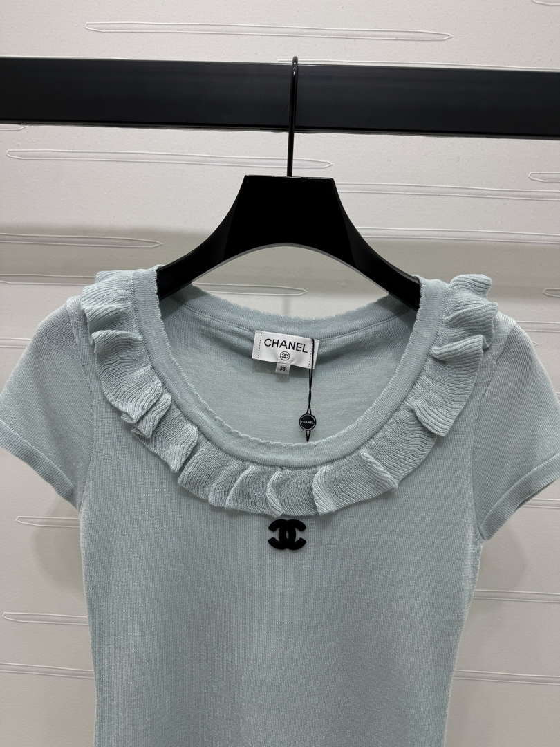 Chanel Women's Fashion Knitted T-shirt C81015