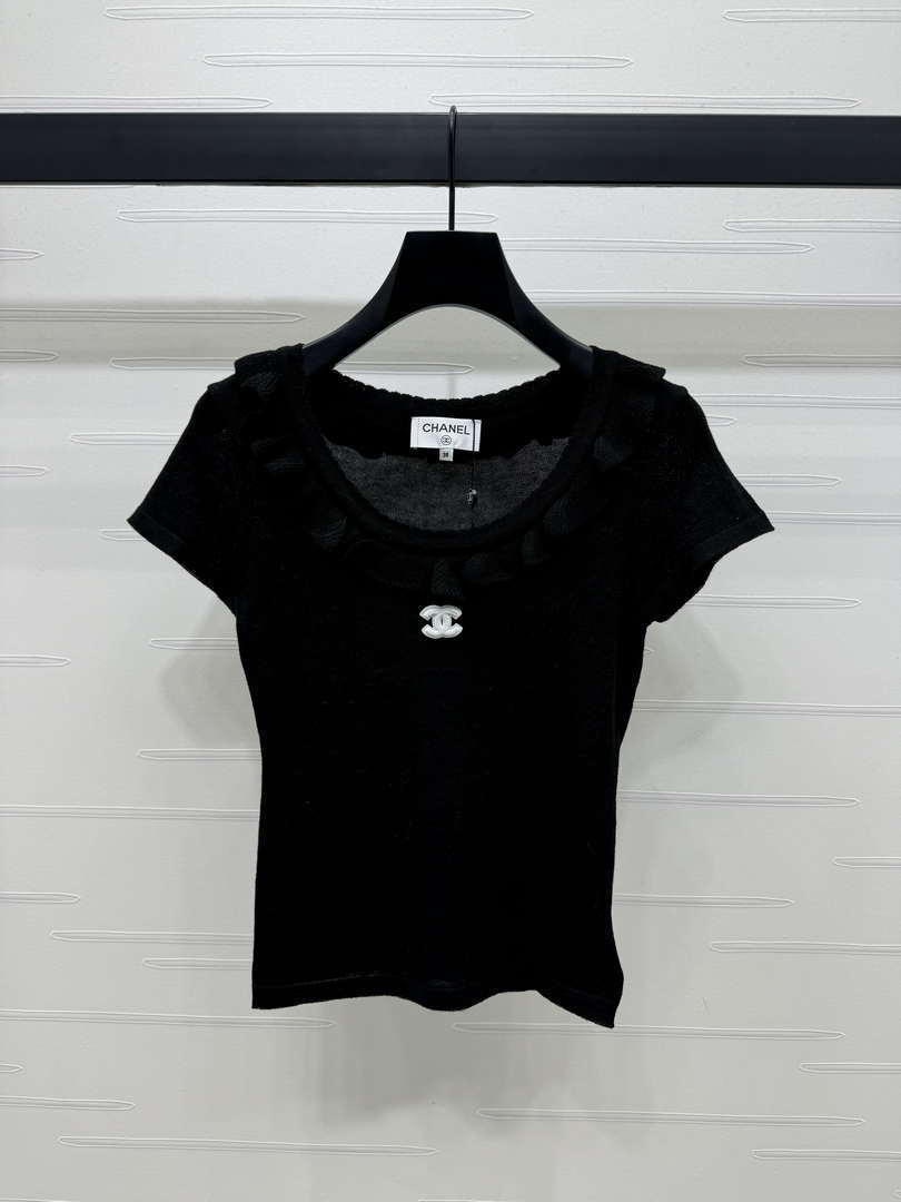Chanel Women's Fashion Knitted T-shirt C81015