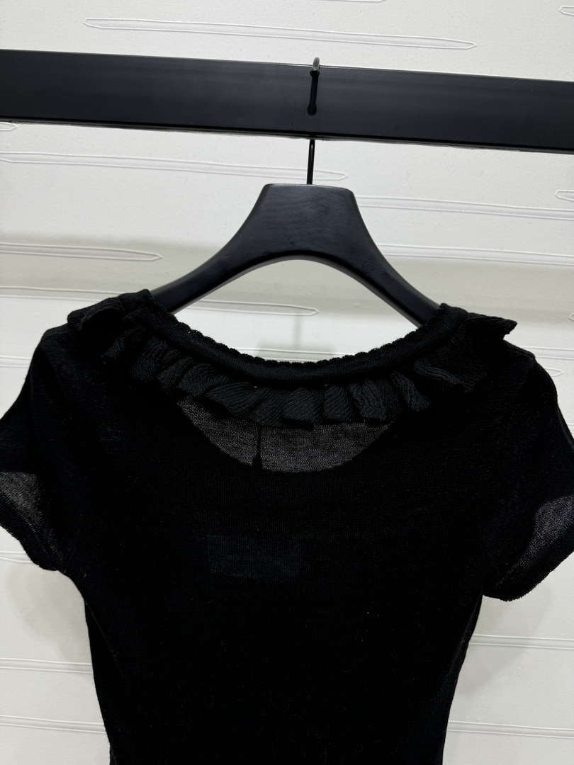 Chanel Women's Fashion Knitted T-shirt C81015