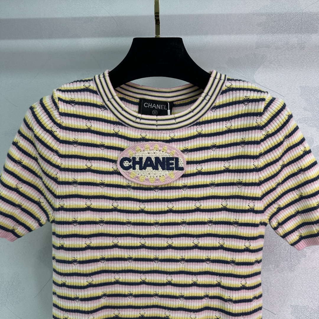 Chanel Women's Fashion Knitted T-shirt C81017