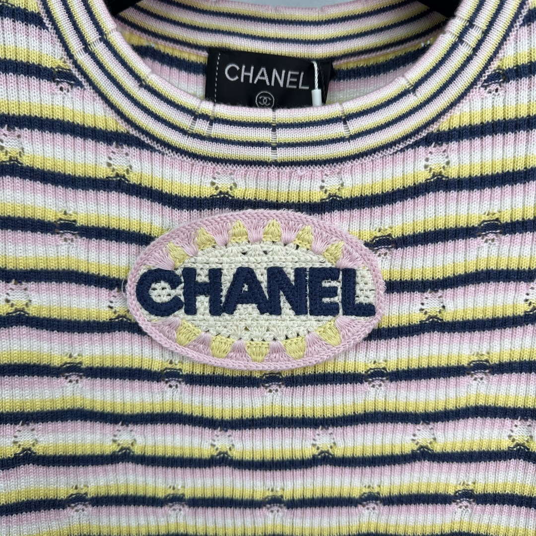 Chanel Women's Fashion Knitted T-shirt C81017