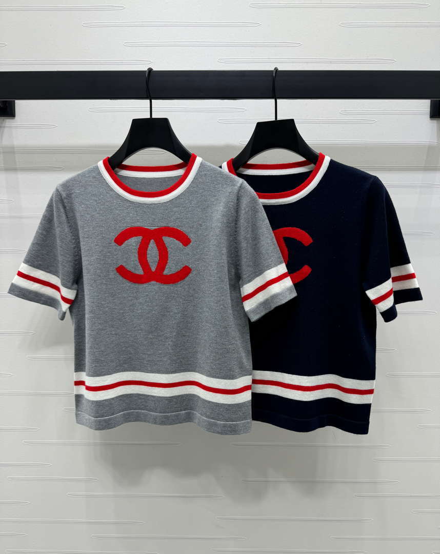 Chanel Women's Fashion Knitted T-shirt C81020