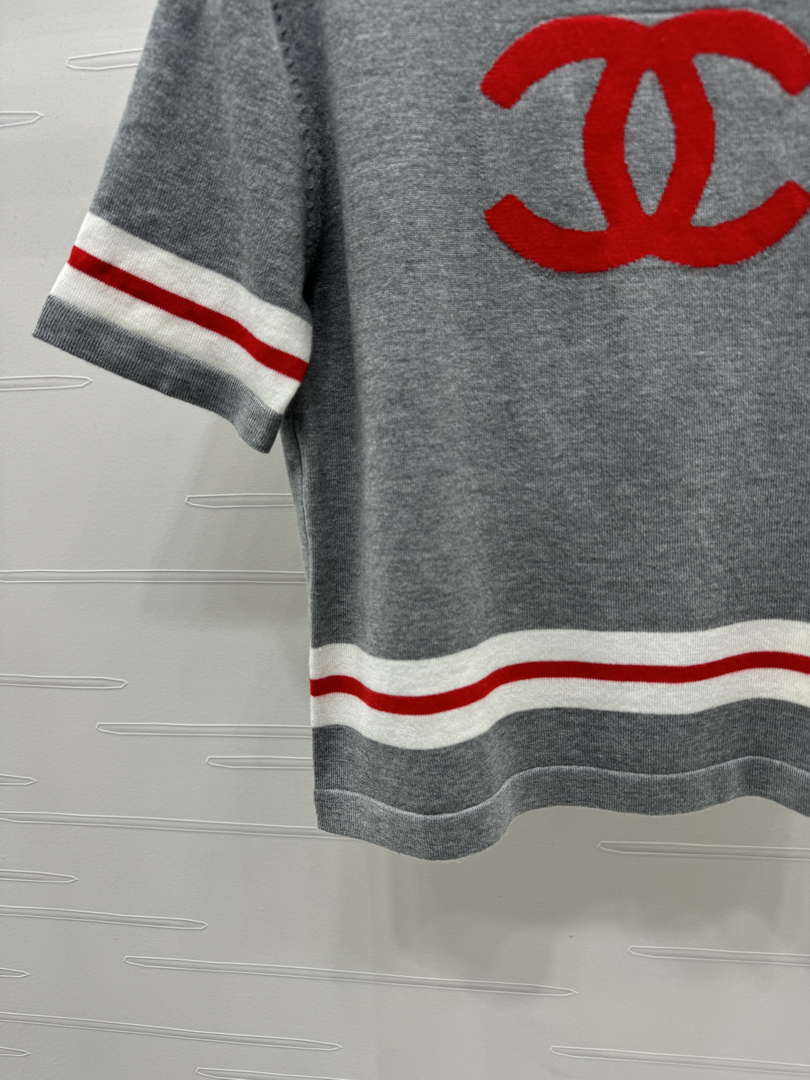 Chanel Women's Fashion Knitted T-shirt C81020