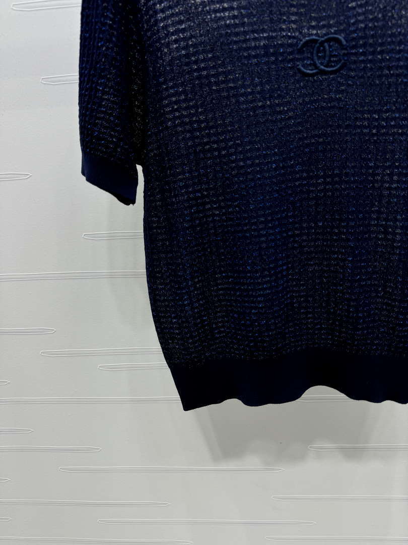 Chanel Women's Fashion Knitted T-shirt C81022