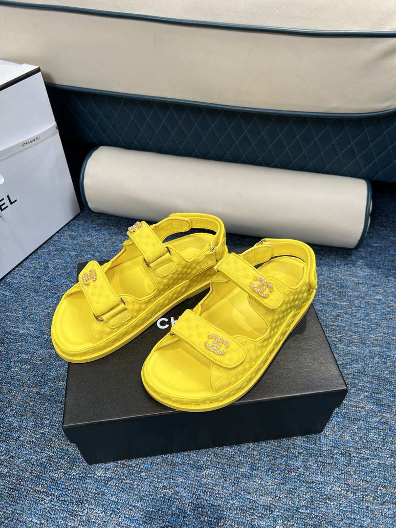Chanel Women's fashion Knitwear Sandals G35932 Yellow
