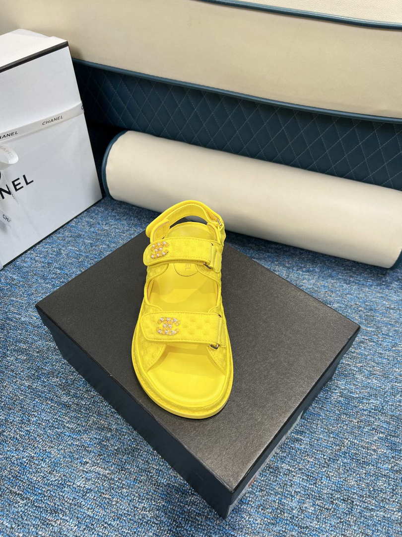 Chanel Women's fashion Knitwear Sandals G35932 Yellow