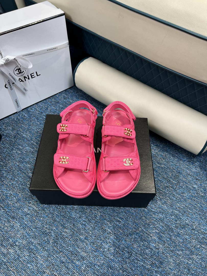 Chanel Women's fashion Knitwear Sandals G35933 Rose Red