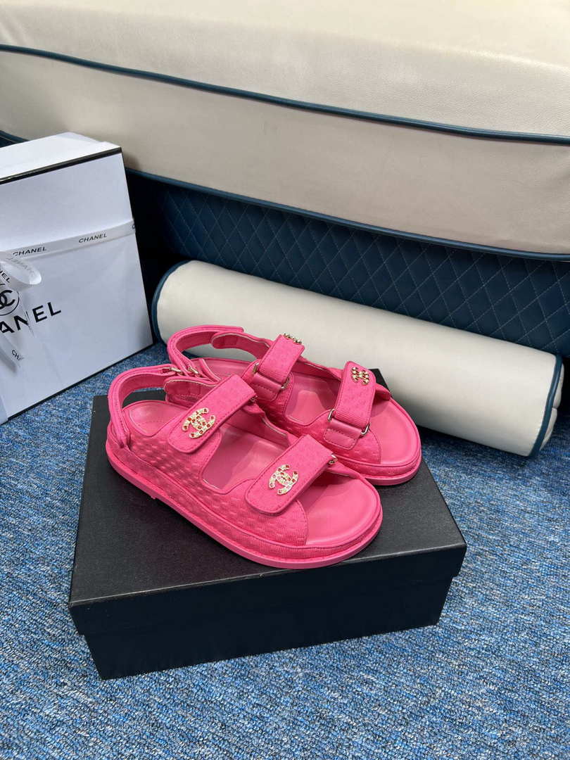 Chanel Women's fashion Knitwear Sandals G35933 Rose Red