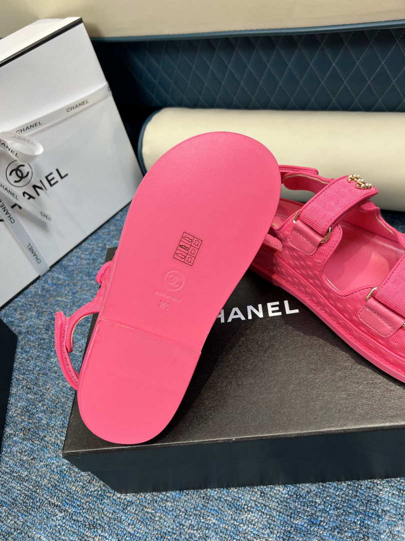Chanel Women's fashion Knitwear Sandals G35933 Rose Red