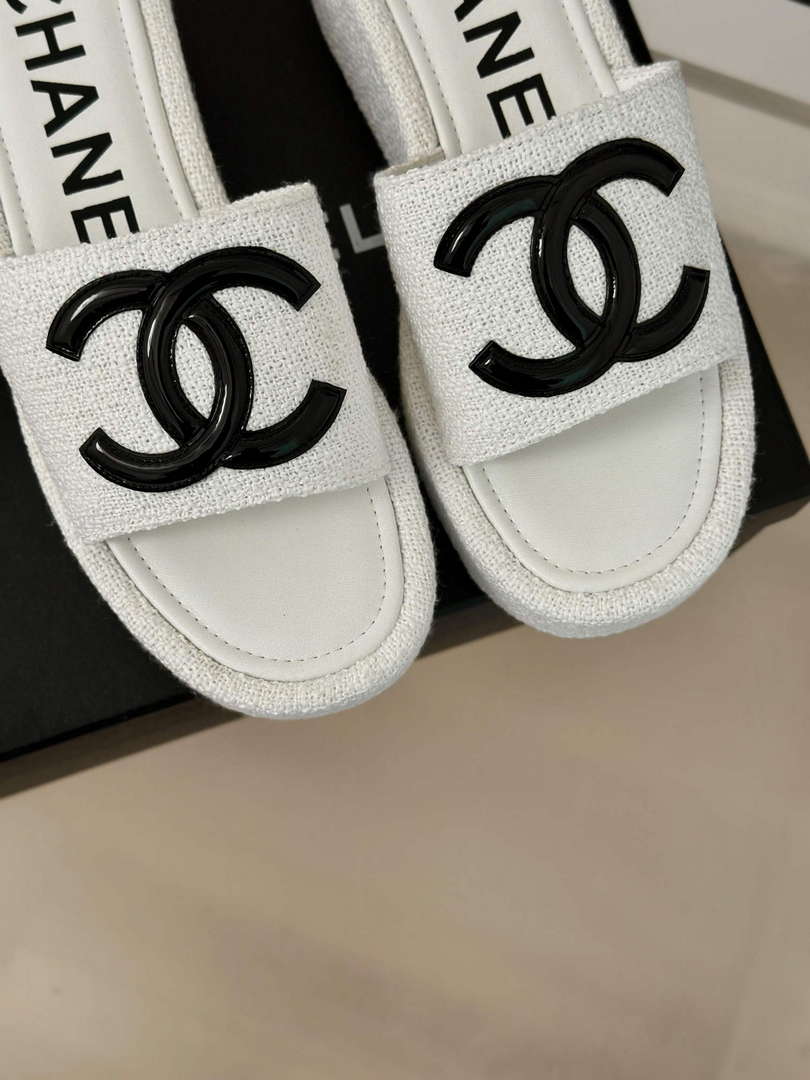 Chanel Women's fashion Knitwear Slippers C88106 - Euro 35=US 4 - View 7