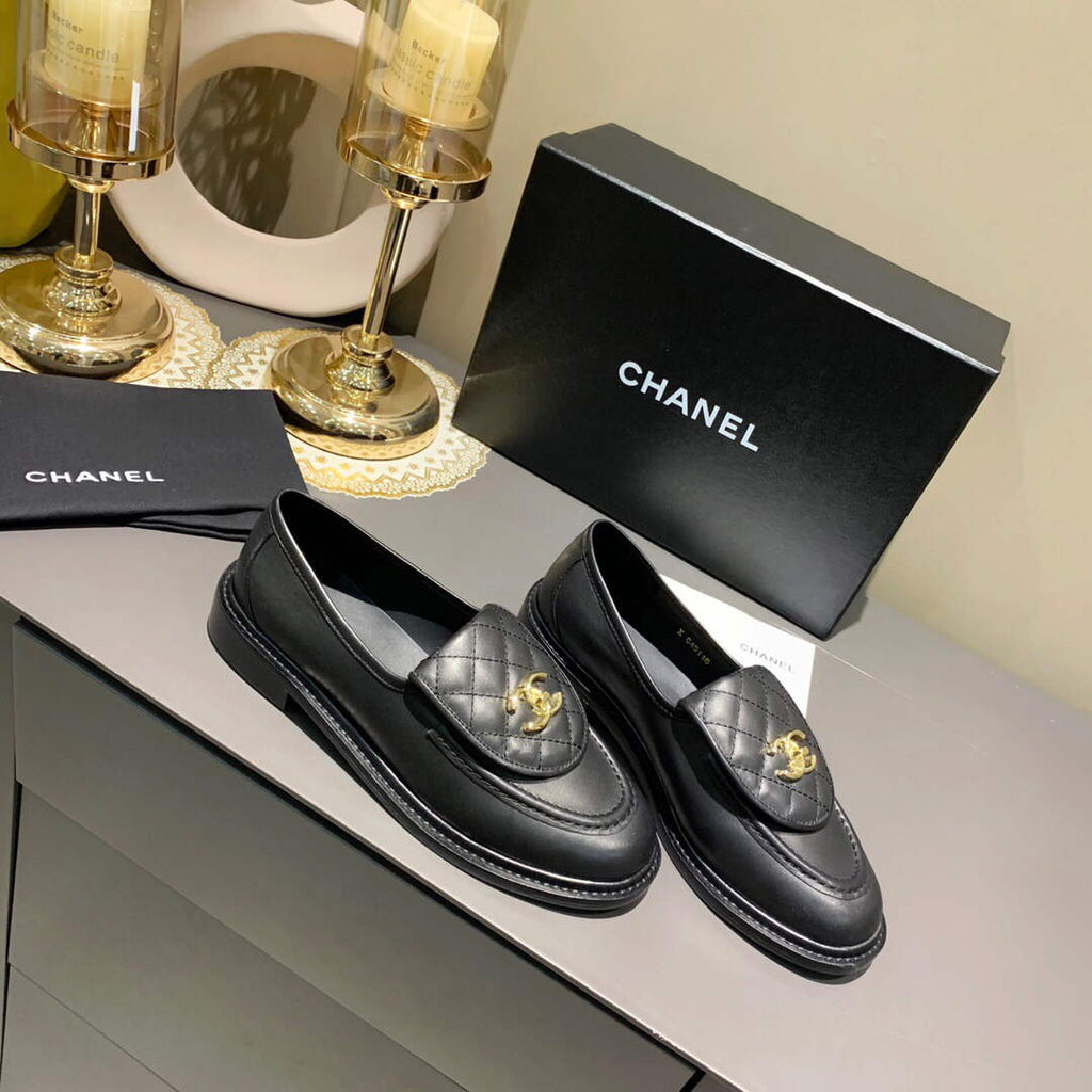 Chanel Women's Fashion Loafers Calfskin C90300