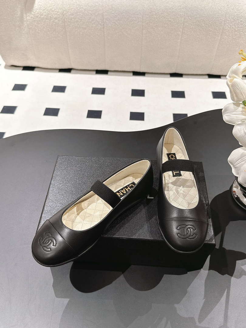 Chanel Women's Fashion Mary Janes Shoes C90286 - Euro 35=US 4 - View 1
