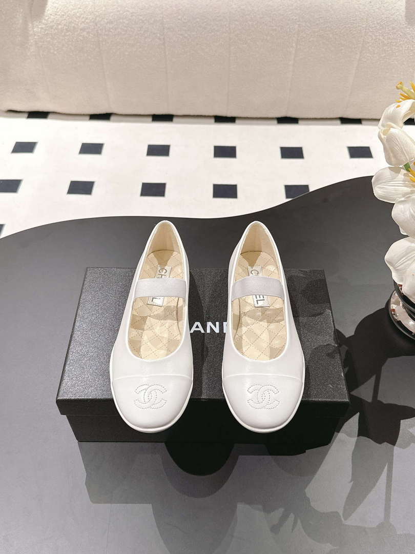 Chanel Women's Fashion Mary Janes Shoes C90290