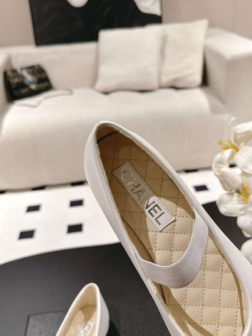 Chanel Women's Fashion Mary Janes Shoes C90290