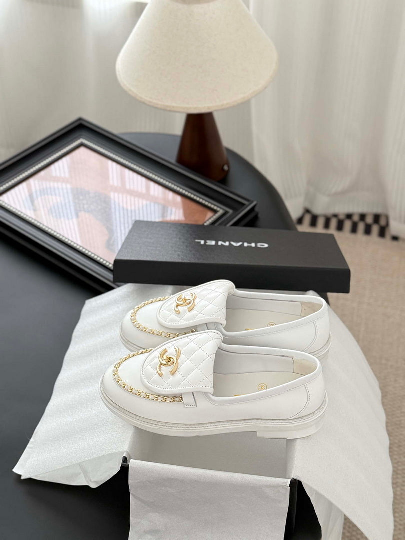 Chanel Women's Fashion Shoes Moccasins Lambskin C93679