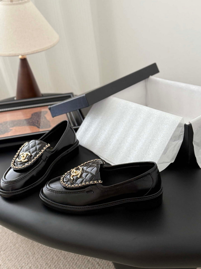 Chanel Women's Fashion Shoes Moccasins Lambskin C93680