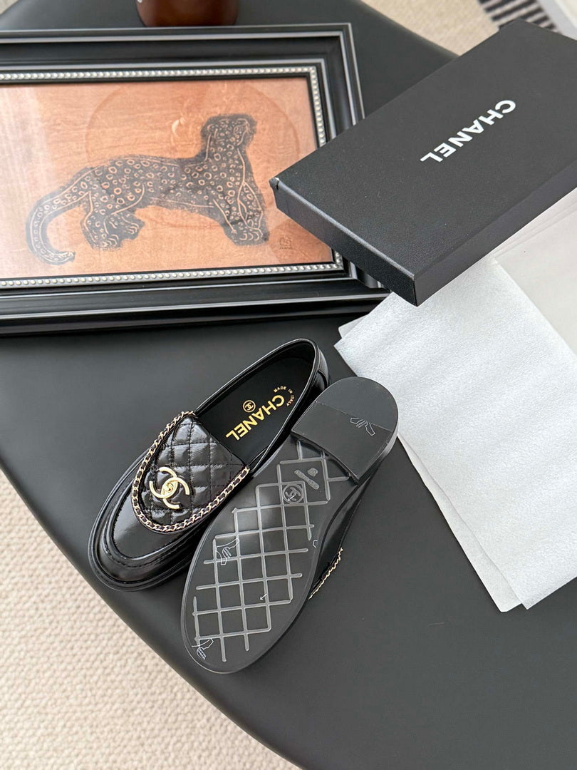 Chanel Women's Fashion Shoes Moccasins Lambskin C93680