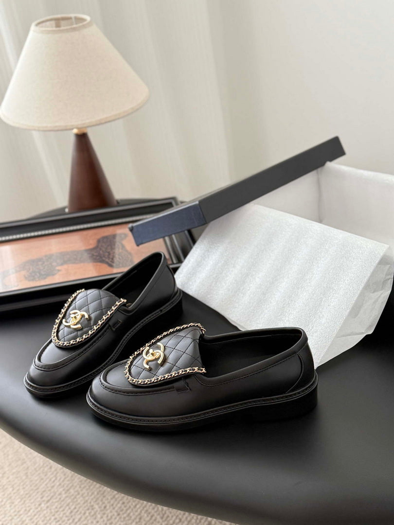 Chanel Women's Fashion Shoes Moccasins Lambskin C93681