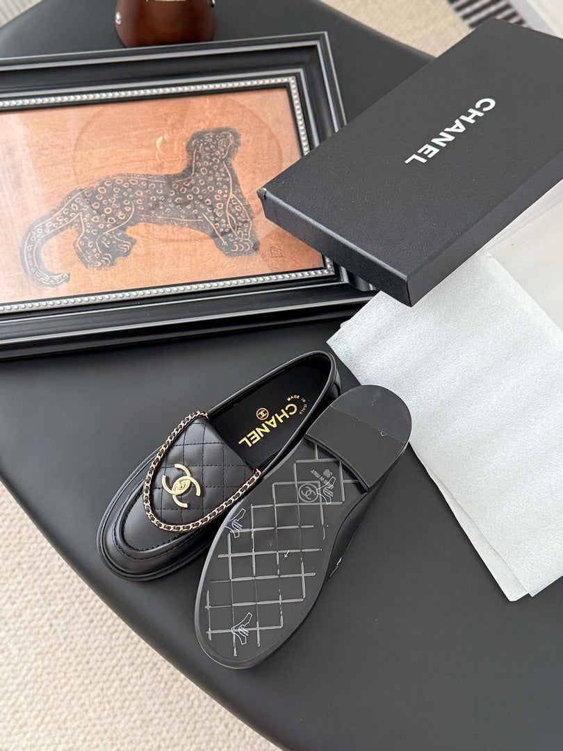 Chanel Women's Fashion Shoes Moccasins Lambskin C93681