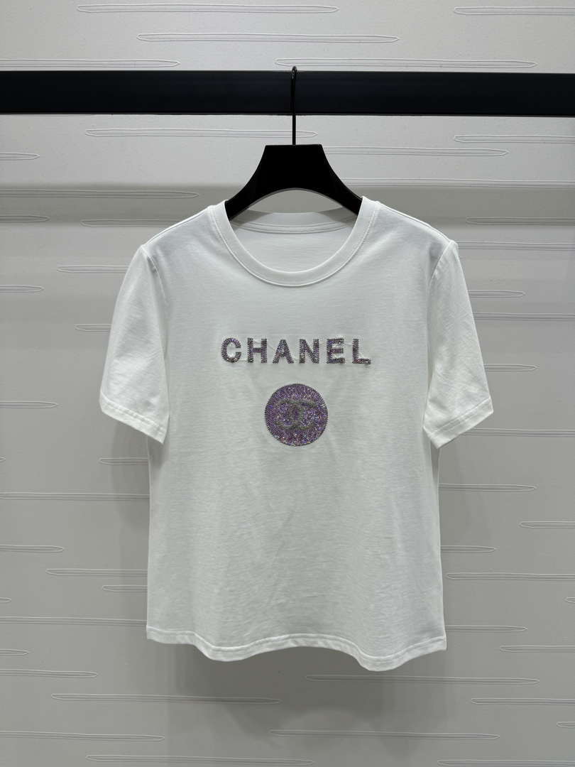 Chanel Women's Fashion T-shirt C81003