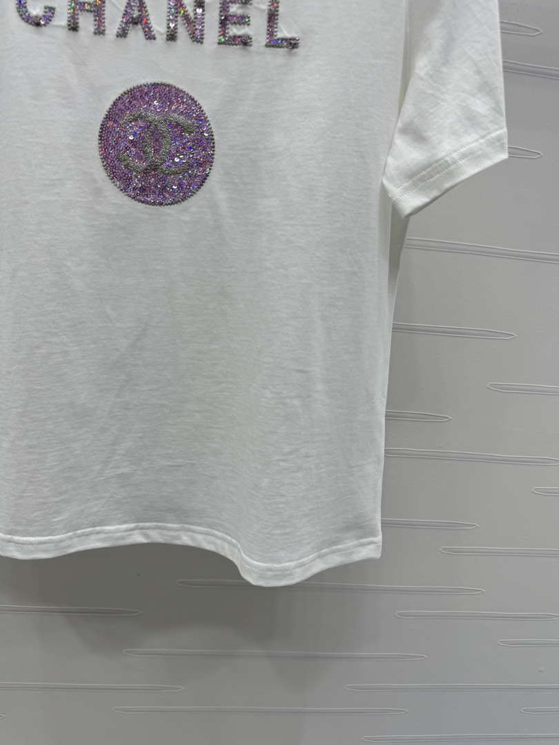Chanel Women's Fashion T-shirt C81003