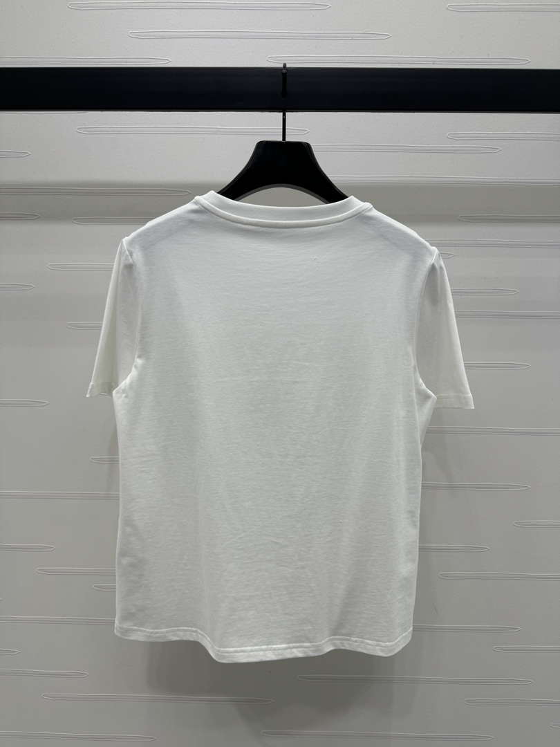 Chanel Women's Fashion T-shirt C81003