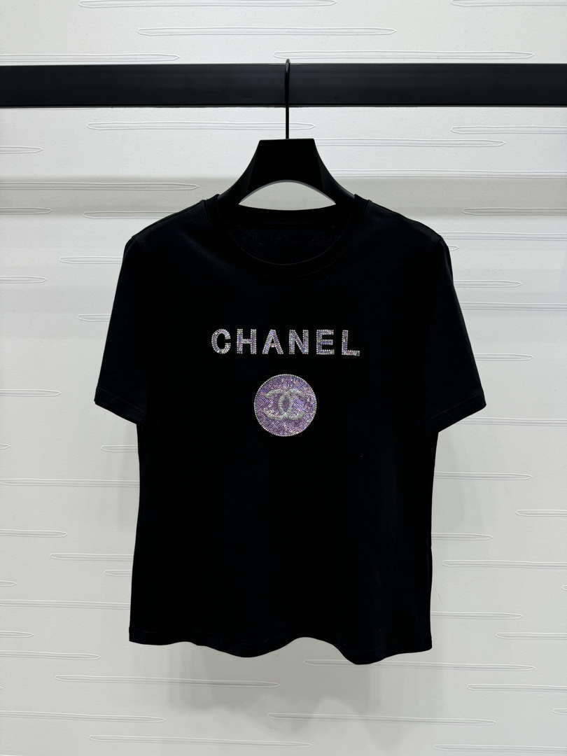 Chanel Women's Fashion T-shirt C81003