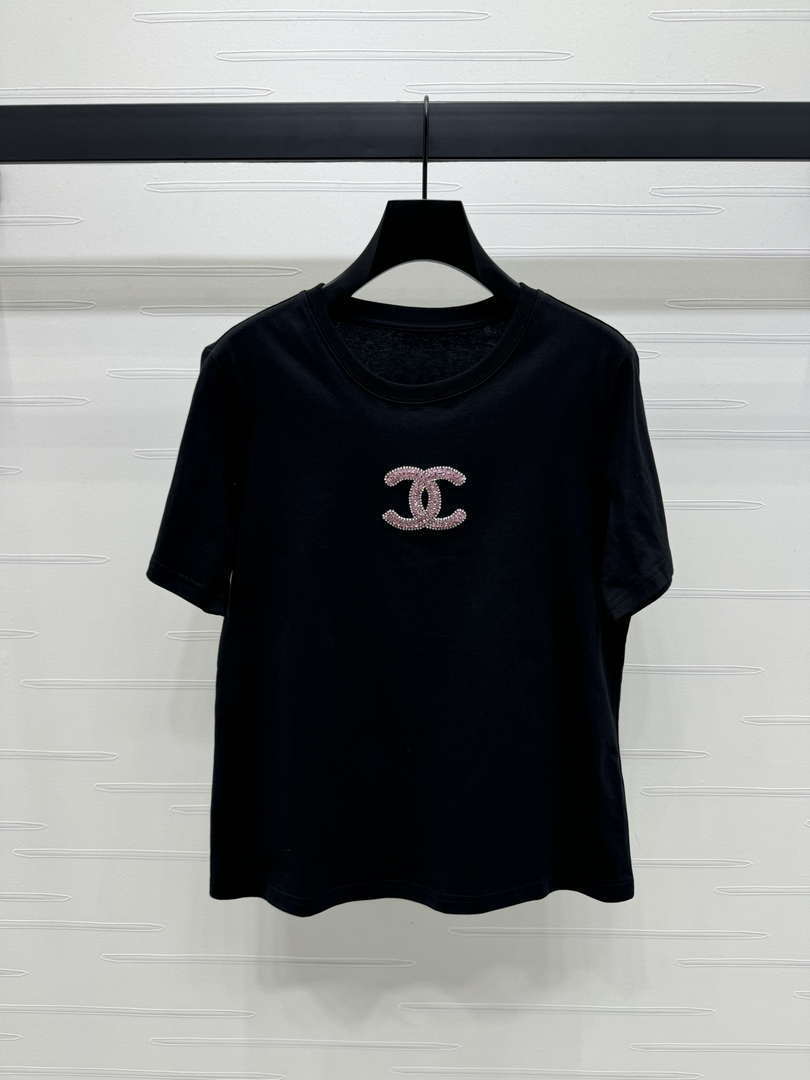 Chanel Women's Fashion T-shirt C81004