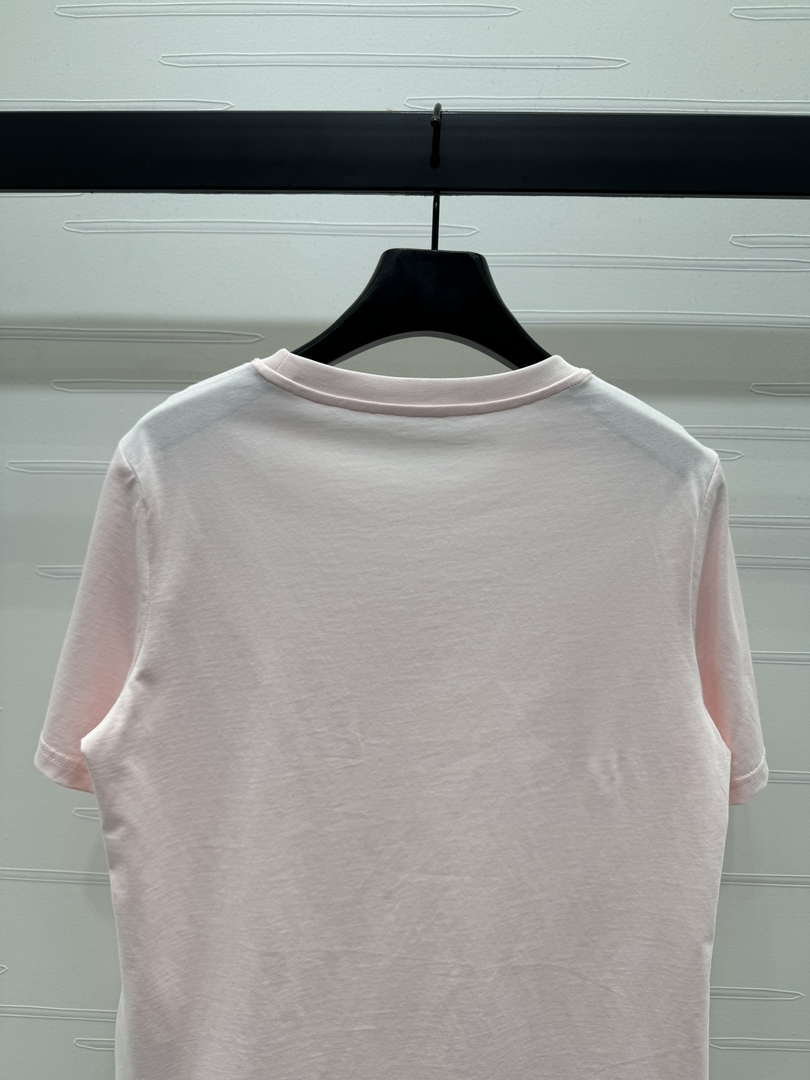 Chanel Women's Fashion T-shirt C81004