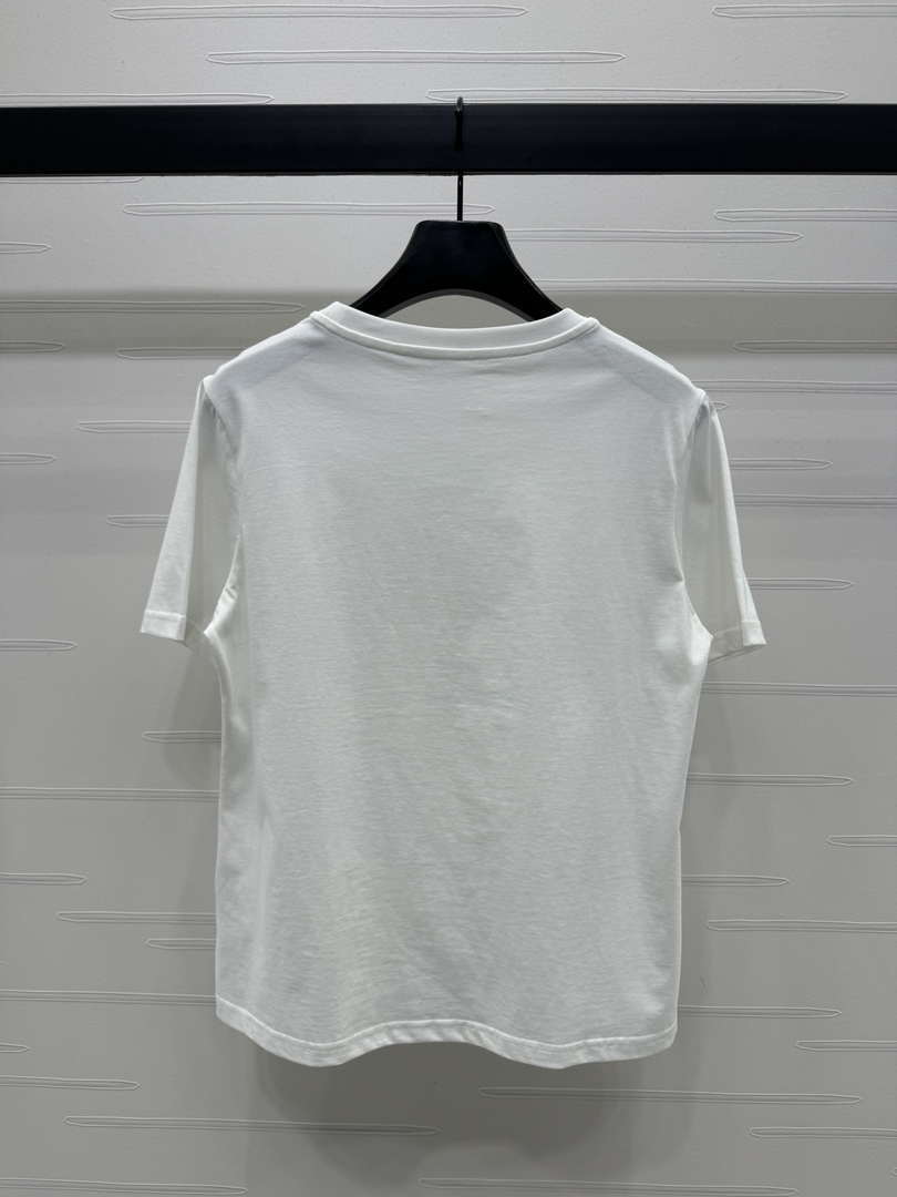 Chanel Women's Fashion T-shirt C81006