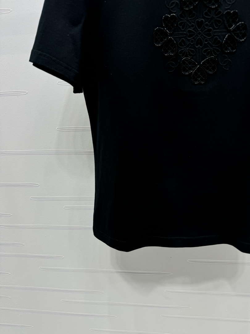 Chanel Women's Fashion T-shirt C81006