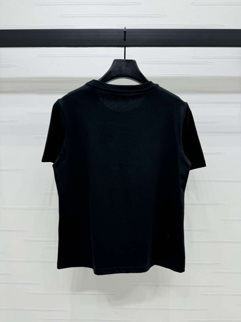 Chanel Women's Fashion T-shirt C81006