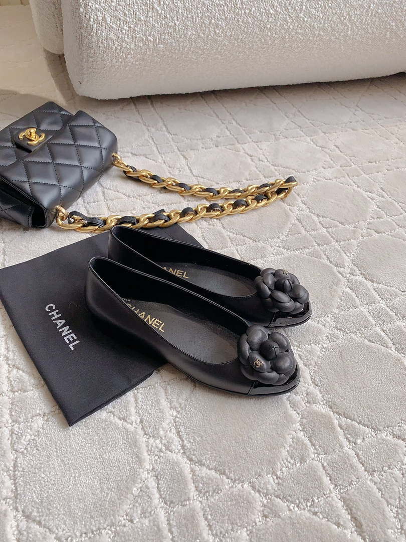 Chanel Women's G31318 Camellia shoes Lambskin  CC91008
