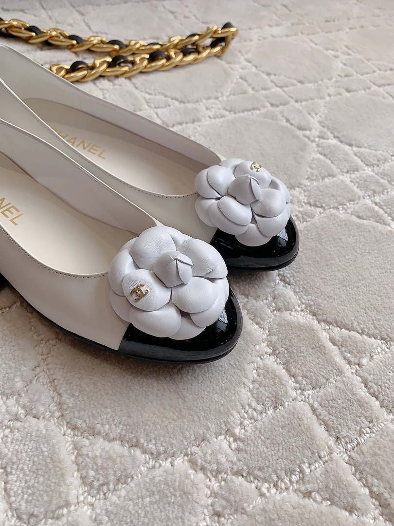 Chanel Women's G31318 Camellia shoes Lambskin CC91010