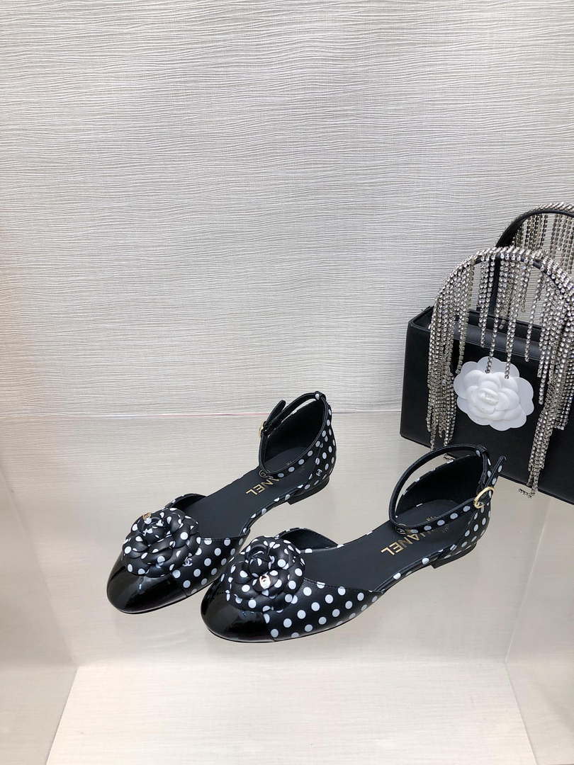 Chanel Women's G31318 Camellia shoes Lambskin Sandals Shoes CC91005